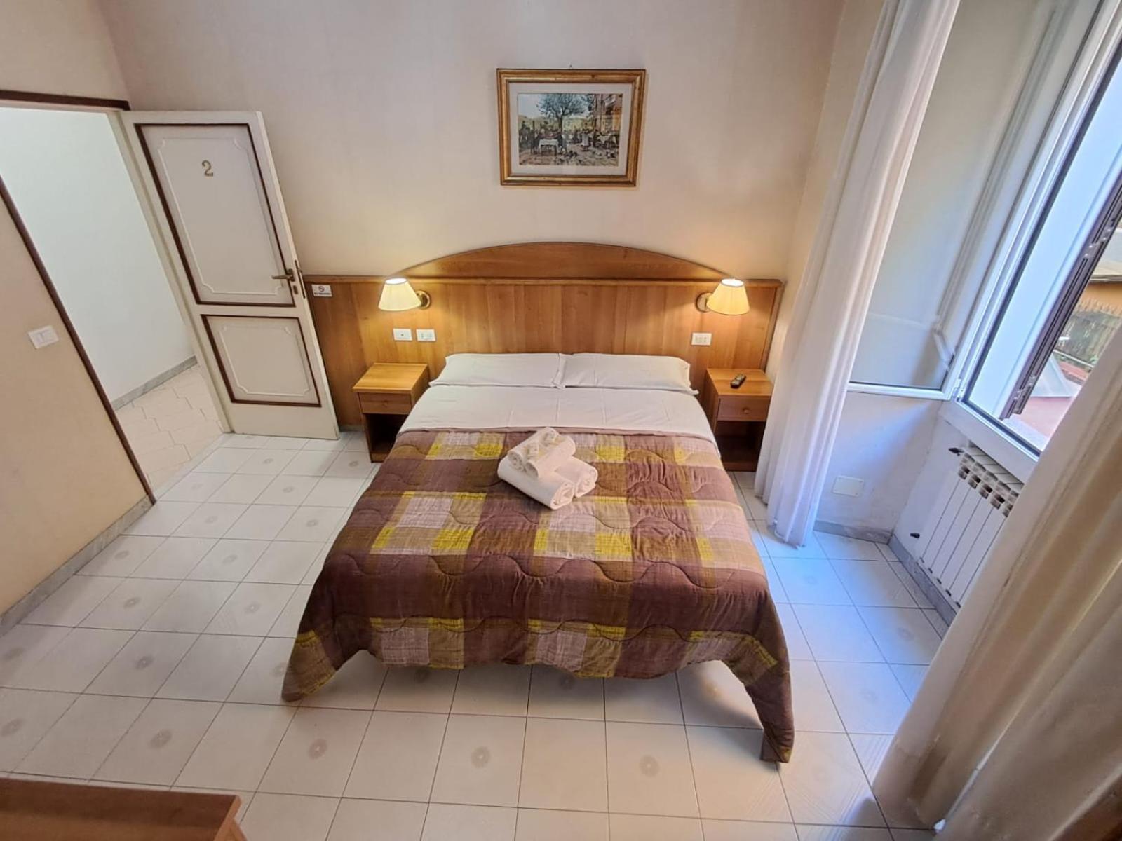 Nahid Accommodation Roma Esterno foto