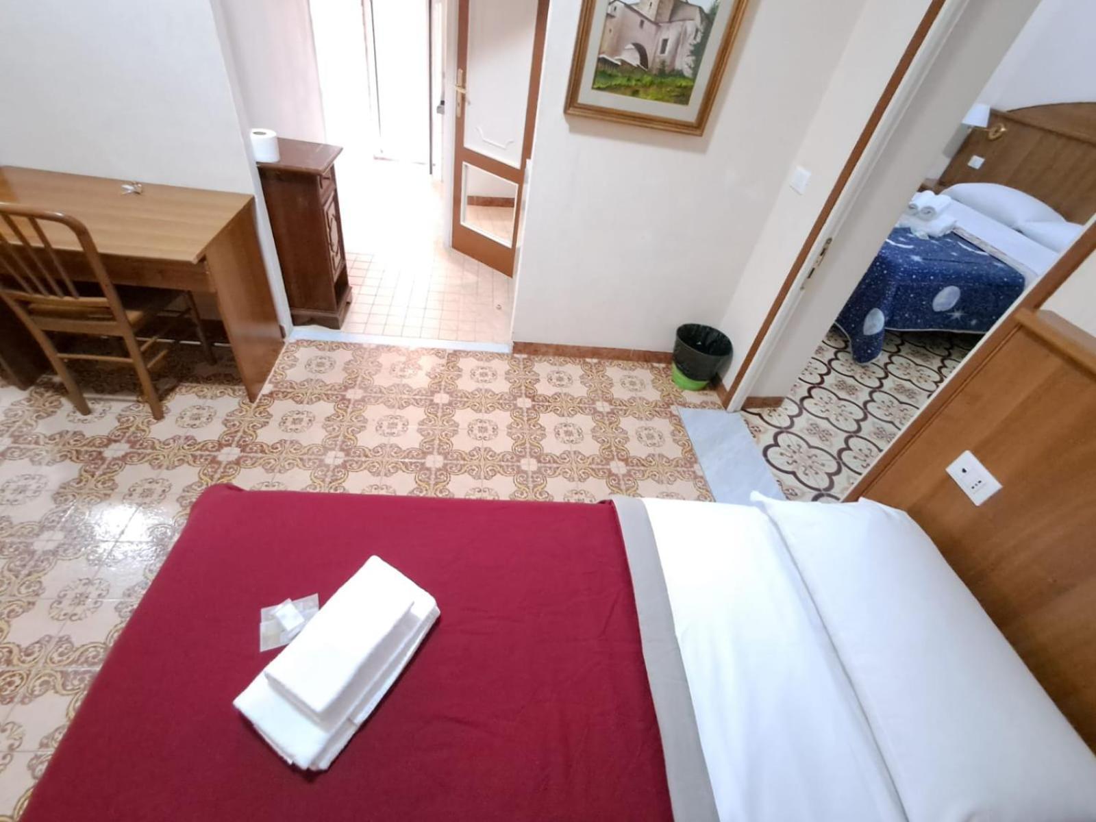 Nahid Accommodation Roma Esterno foto