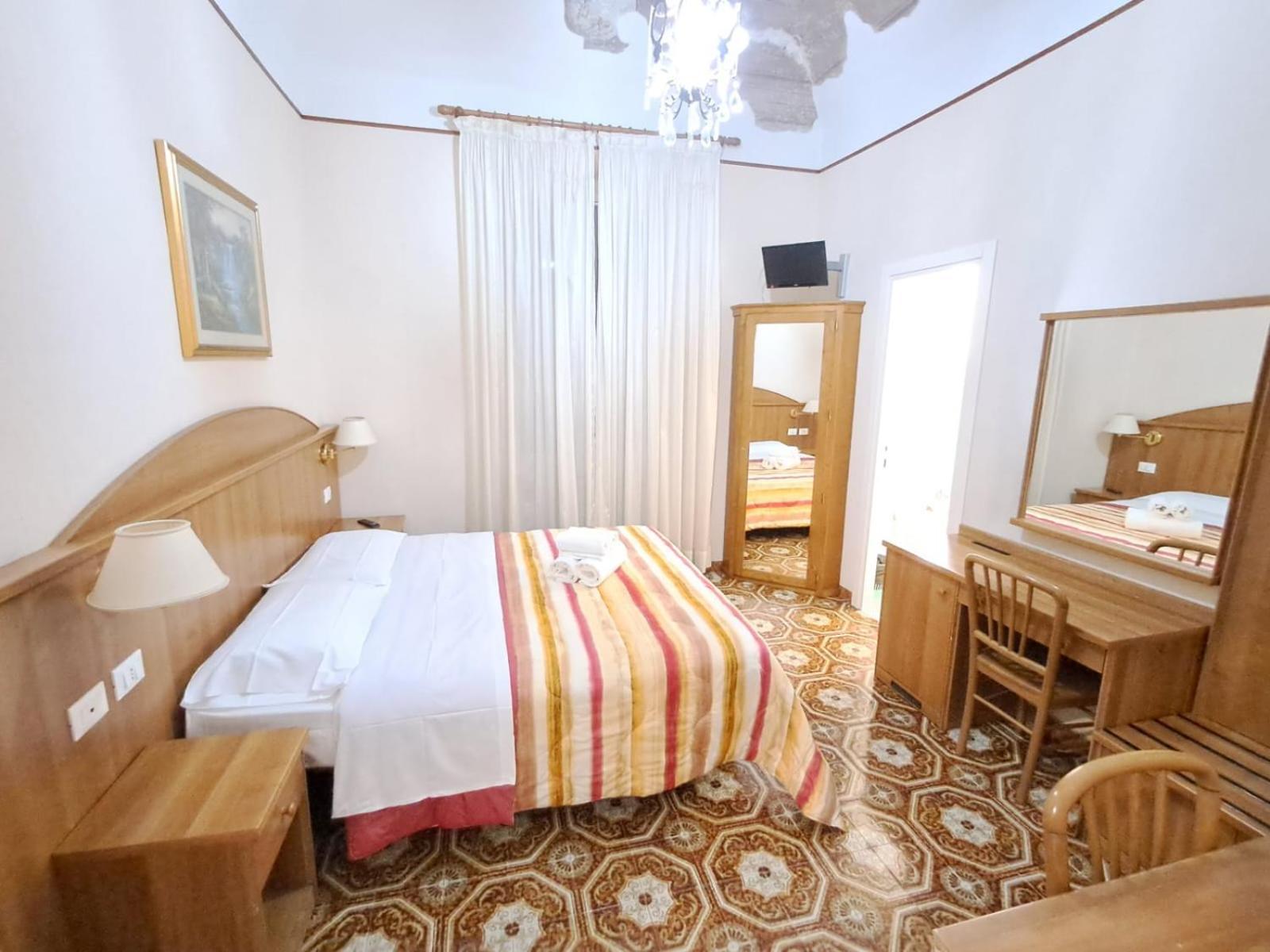 Nahid Accommodation Roma Esterno foto